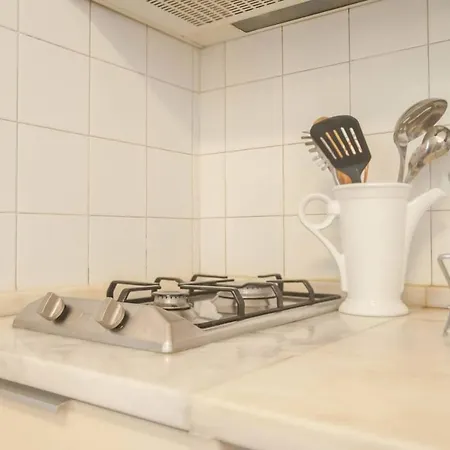 Cozy Two Bedroom In Alfama - With Ac By Lisbeyond * リスボン